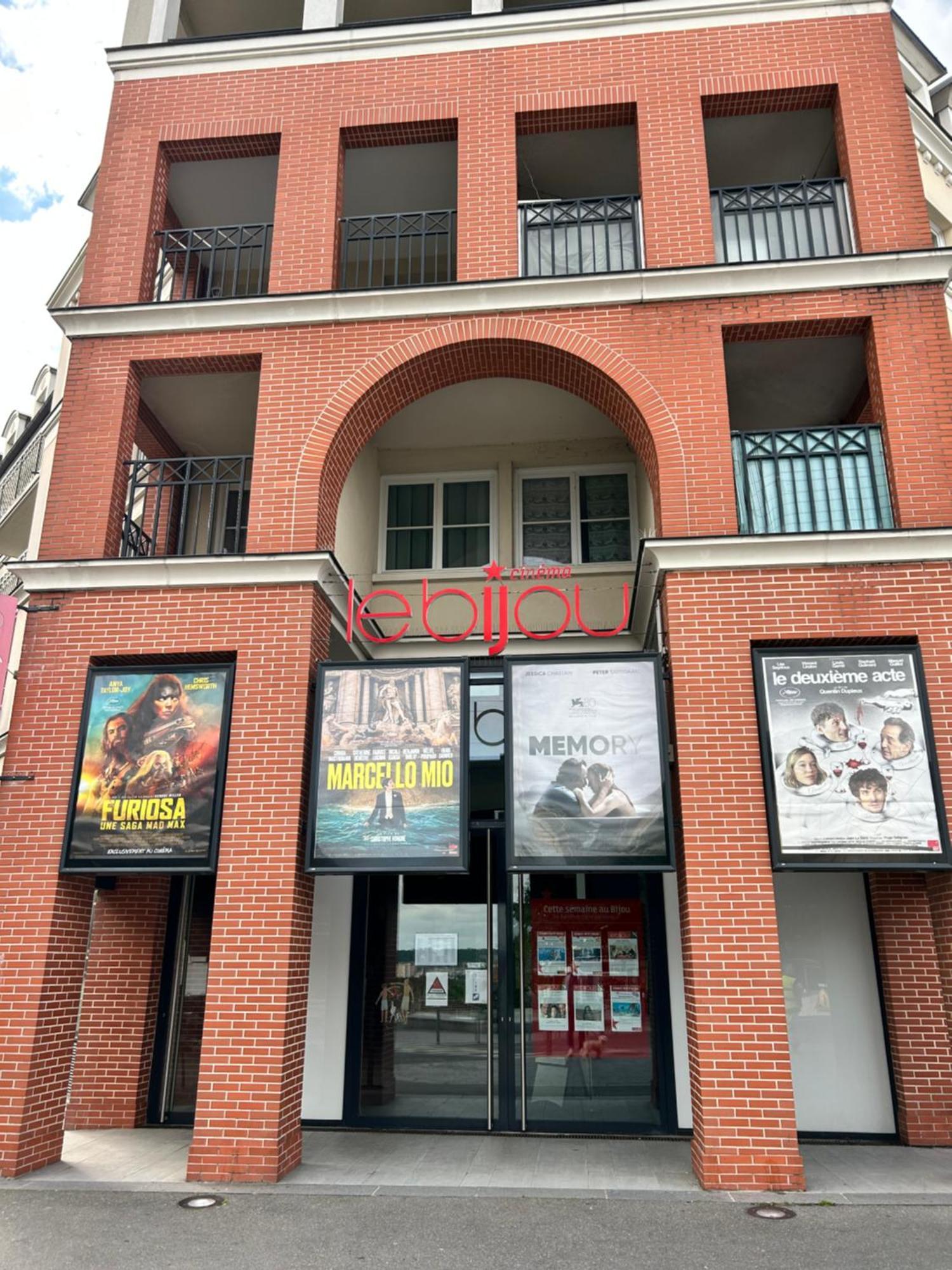 Sweet And Comfy In Hyper City Center With Netflix, Prime And Disney Plus Included Noisy-le-Grand Exterior photo