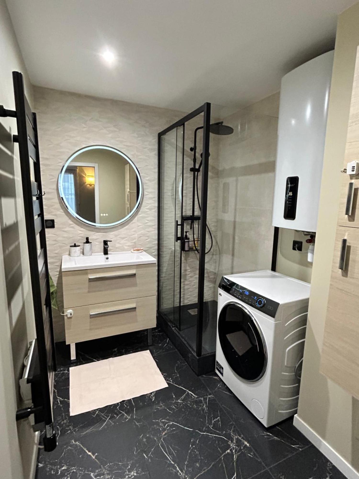 Sweet And Comfy In Hyper City Center With Netflix, Prime And Disney Plus Included Noisy-le-Grand Exterior photo